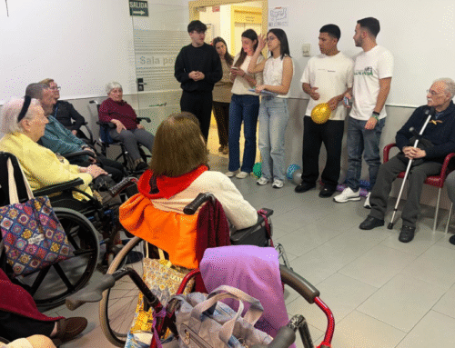 Actividades grupales en residencias de mayores: bienestar, compañía y vida activa